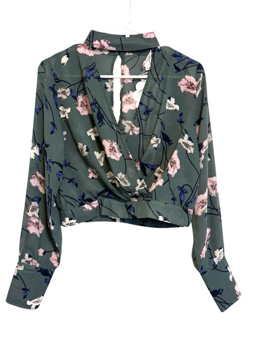 L’ATISTE NWT Floral Wrap Blouse Small Green Pink Long Sleeve Crop To